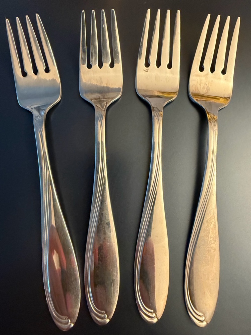 Oneida Camber Cresta Windswept Scroll 4 Salad Forks Stainless Flatware